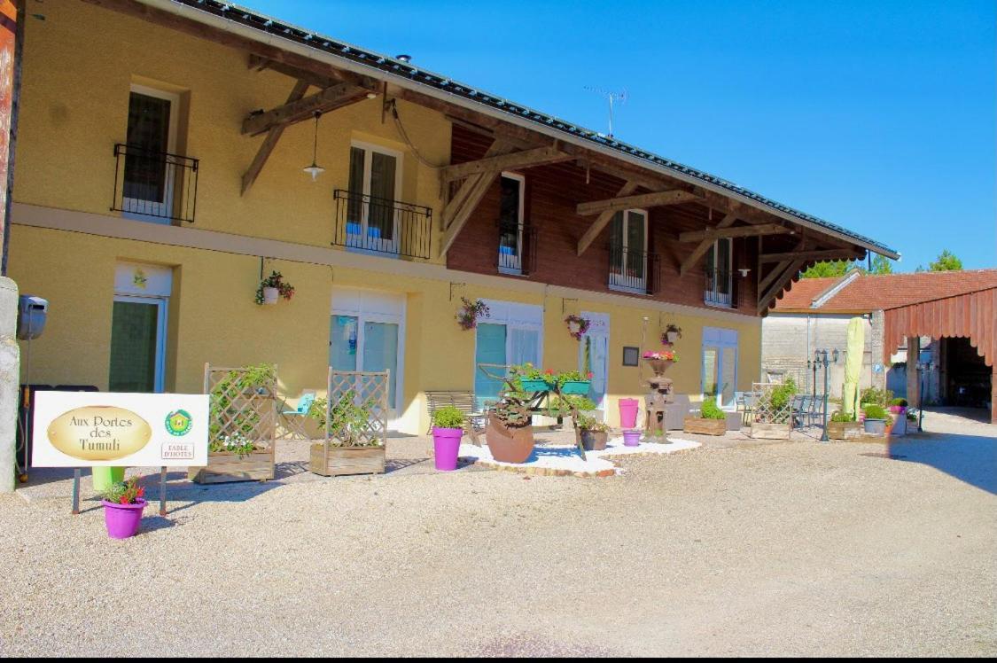 Chambres D'Hotes Aux Portes Des Tumuli Bussy-le-Chateau ภายนอก รูปภาพ